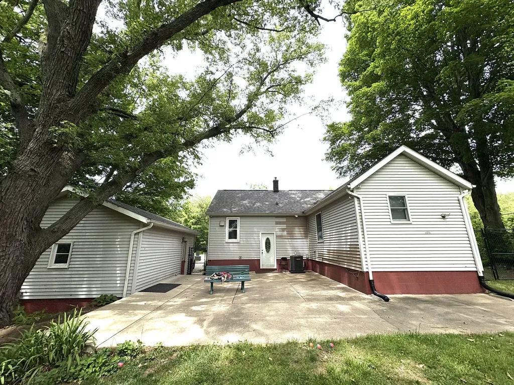 67741 County Road 388 Geneva Township MI 49090