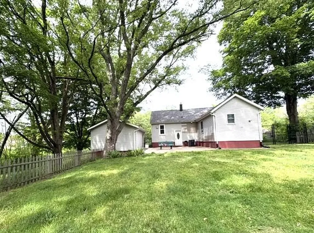 67741 County Road 388 Geneva Township MI 49090