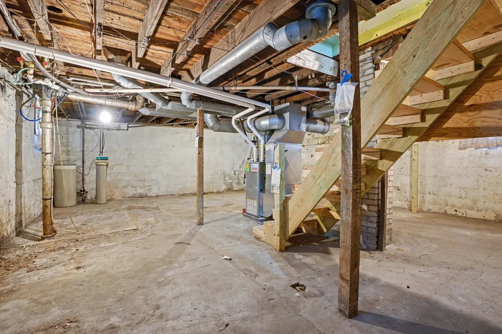 303 N Lowe Street Dowagiac City MI 49047