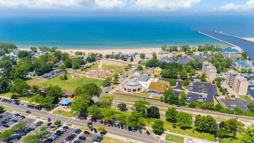 1719 Lakeshore Drive St. Joseph City MI 49085