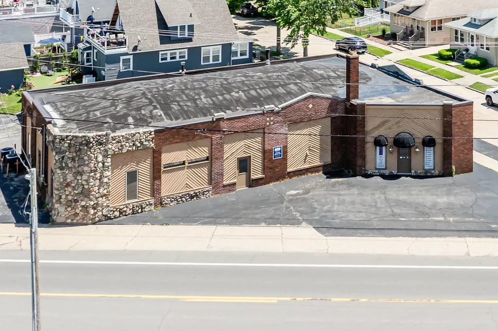 1719 Lakeshore Drive St. Joseph City MI 49085
