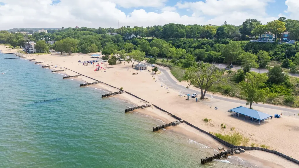1719 Lakeshore Drive St. Joseph City MI 49085
