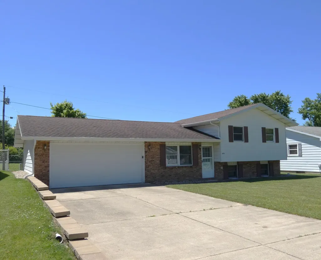 4016 Papalardo Street Bridgman City MI 49106