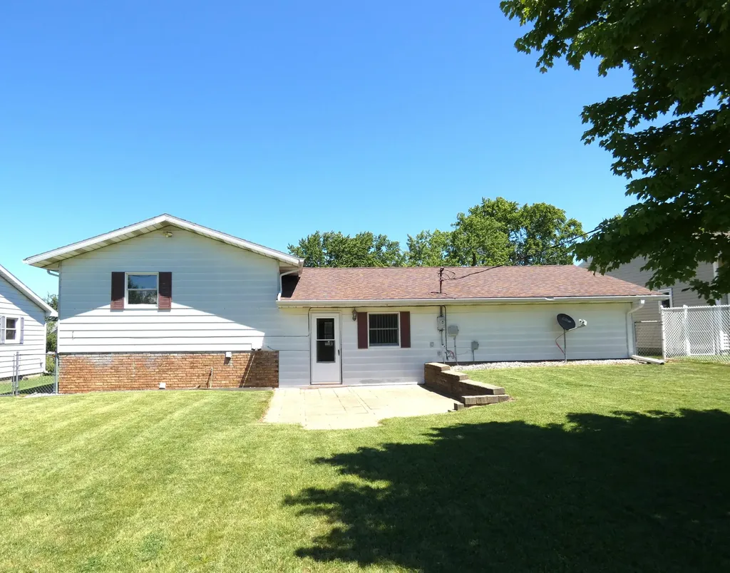 4016 Papalardo Street Bridgman City MI 49106