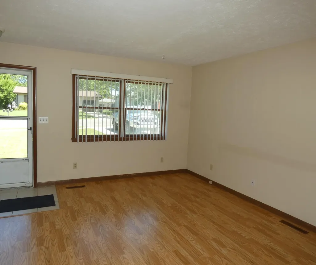 4016 Papalardo Street Bridgman City MI 49106