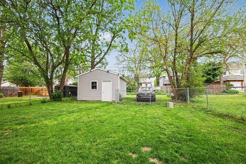 1428 Lafayette Avenue SE Grand Rapids City MI 49507