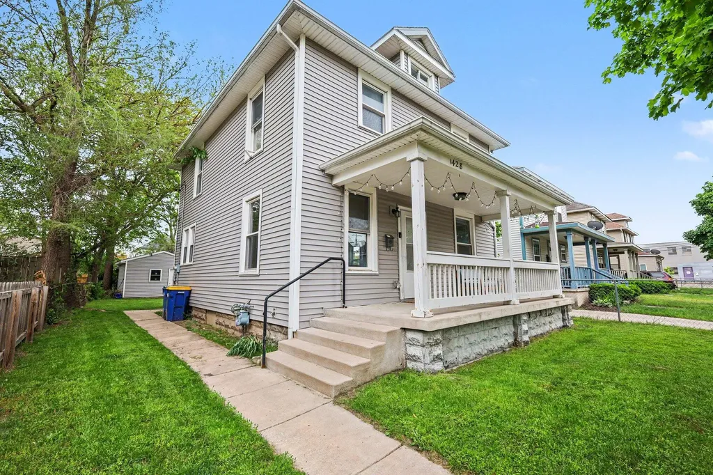1428 Lafayette Avenue SE Grand Rapids City MI 49507