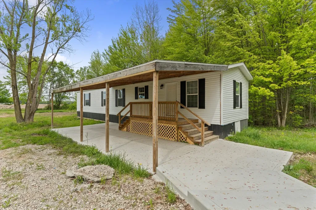 16747 Williamsville Street Calvin Township MI 49095