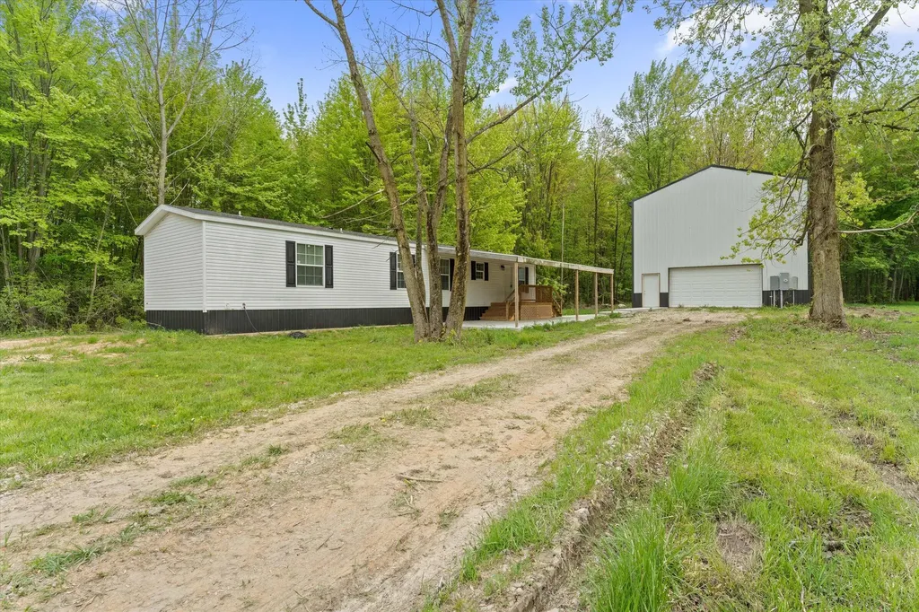 16747 Williamsville Street Calvin Township MI 49095