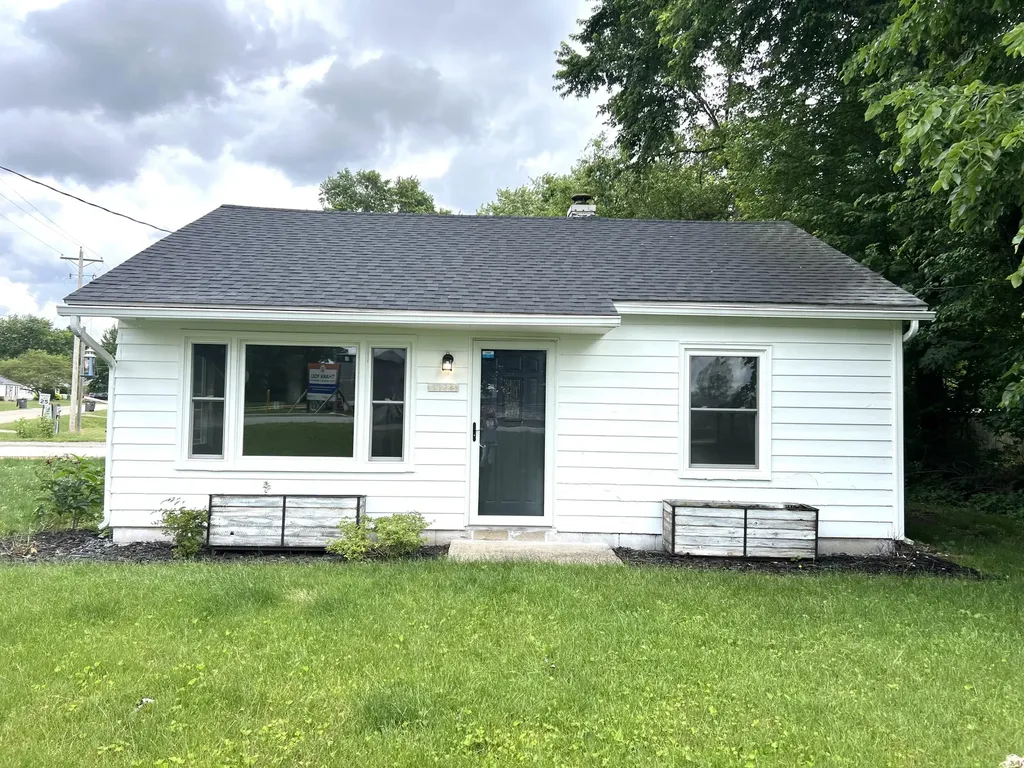 69225 Section Street Edwardsburg Village MI 49112