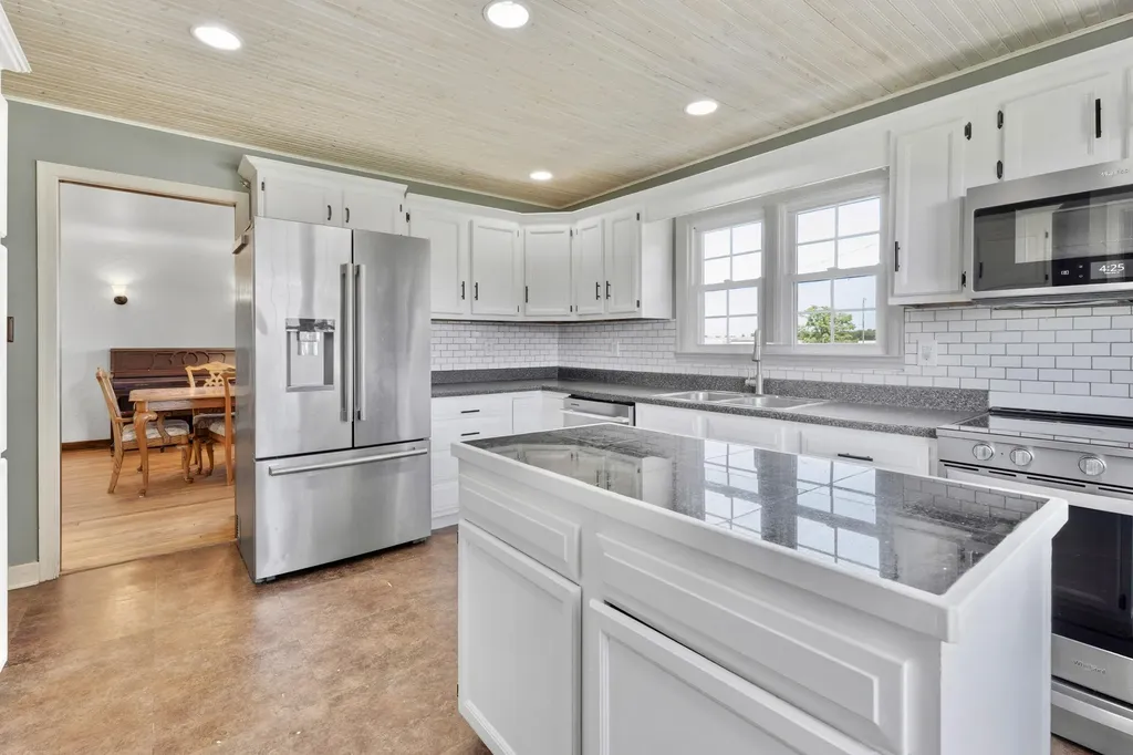 8040 Territorial Road Bainbridge Township MI 49098