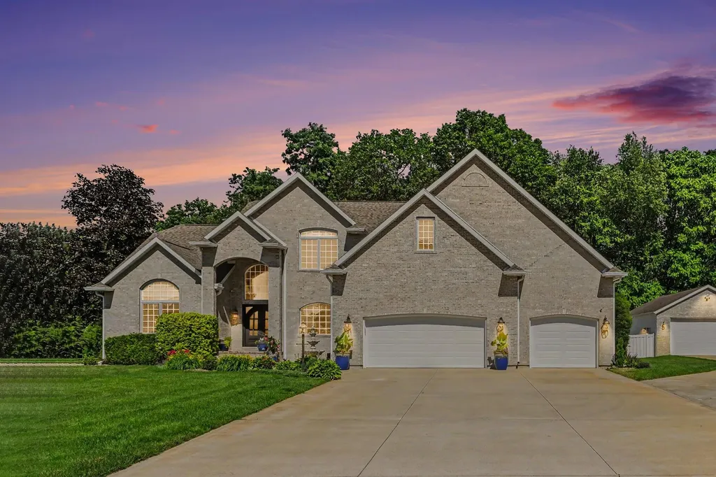 68995 Eagle Cove Court Ontwa Township MI 49112