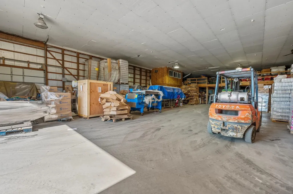 6296 Mountain Road Coloma Charter Township MI 49038