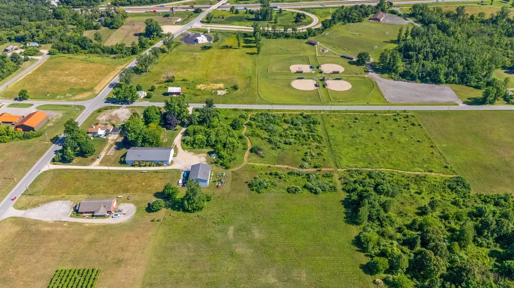 6296 Mountain Road Coloma Charter Township MI 49038