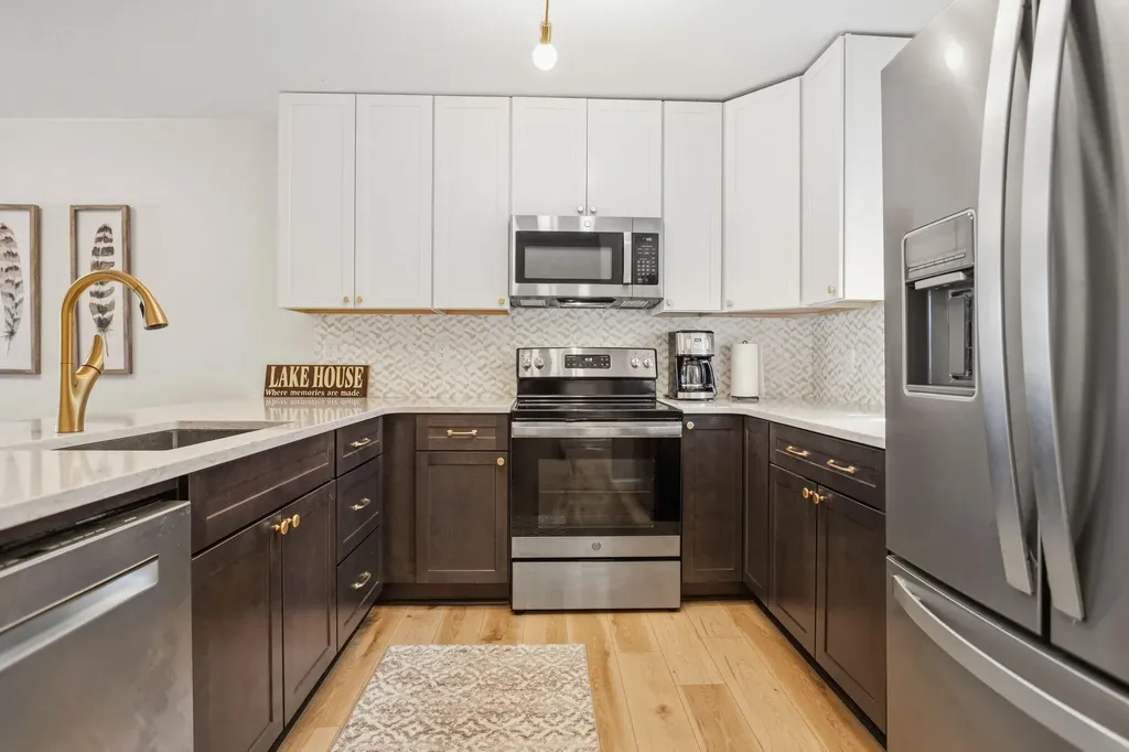 261 Black River Street South Haven City MI 49090