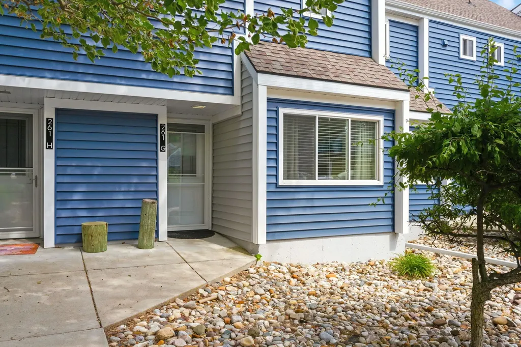 261 Black River Street South Haven City MI 49090