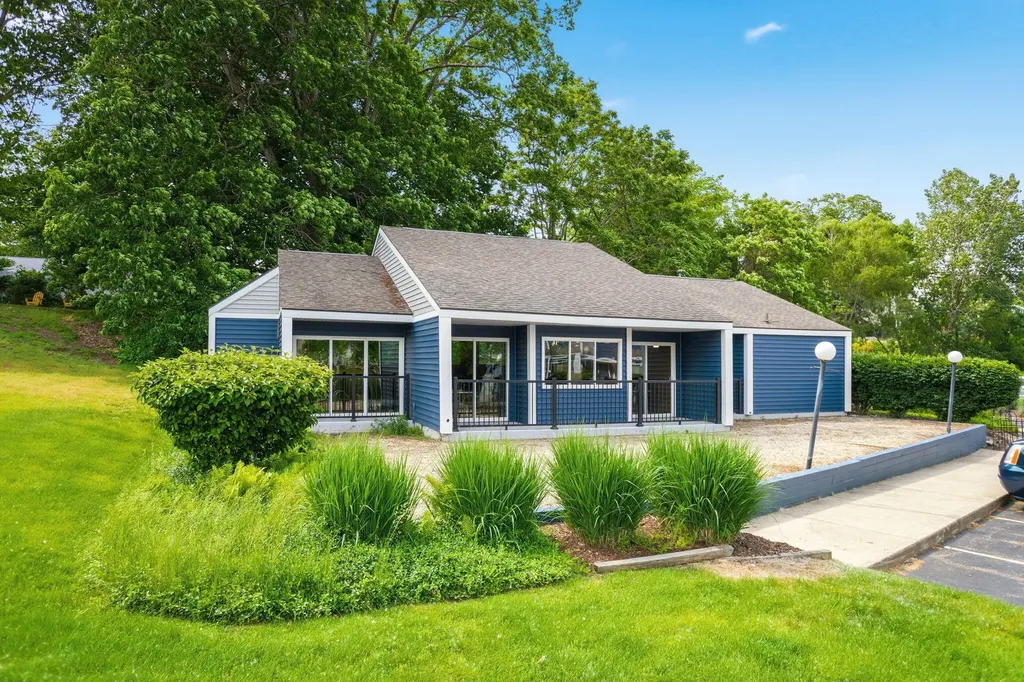 261 Black River Street South Haven City MI 49090