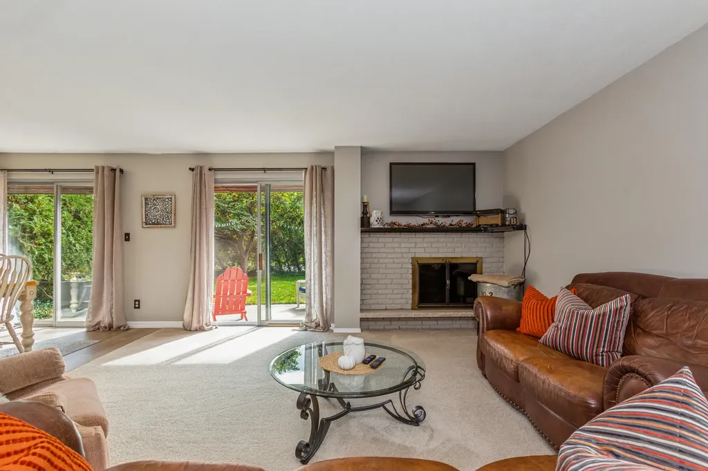 2727 S Lakeshore Drive St. Joseph Charter Township MI 49085