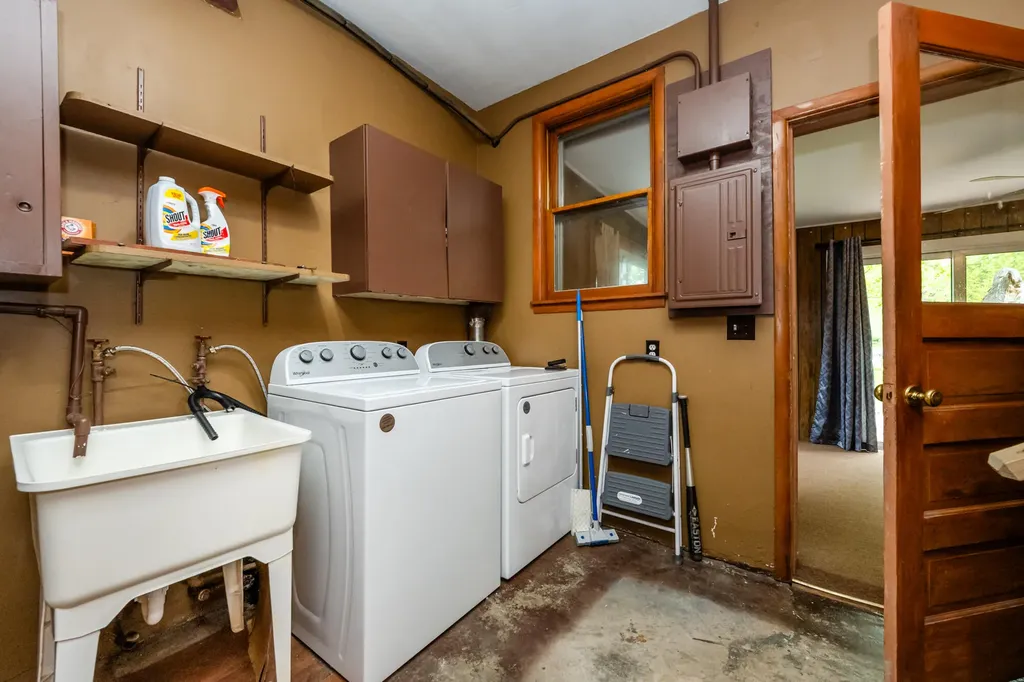3905 Meadow Lane Lincoln Charter Township MI 49085