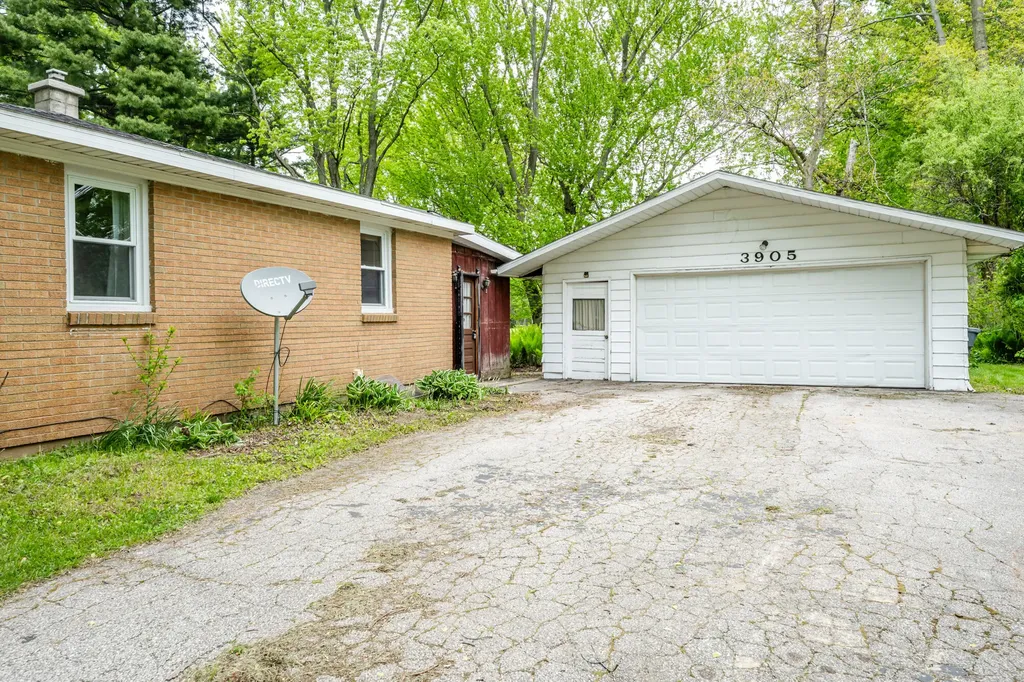 3905 Meadow Lane Lincoln Charter Township MI 49085