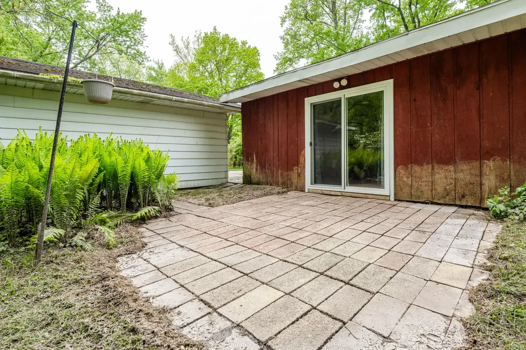3905 Meadow Lane Lincoln Charter Township MI 49085
