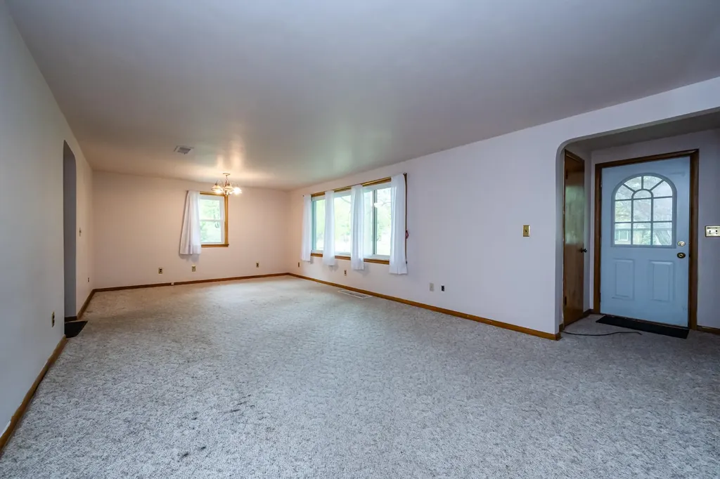 3905 Meadow Lane Lincoln Charter Township MI 49085