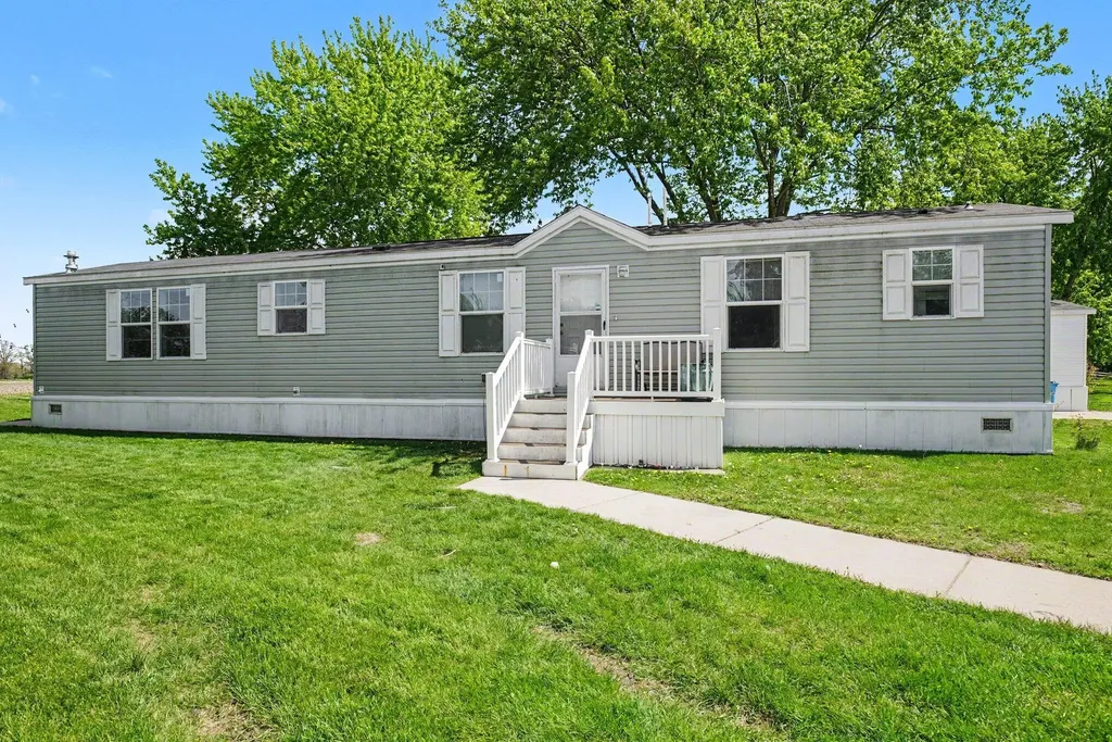 1558 W Shawnee Baroda Township MI 49101