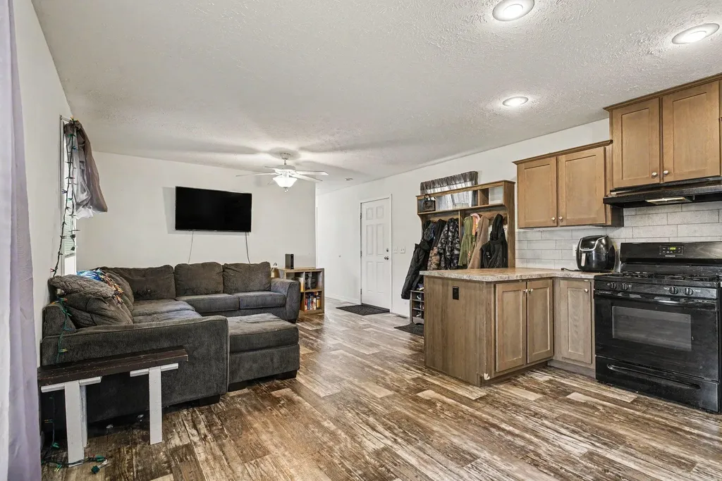 1558 W Shawnee Baroda Township MI 49101