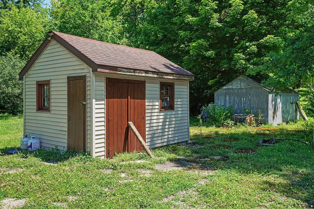 13222 Michigan Avenue Porter Township MI 49130
