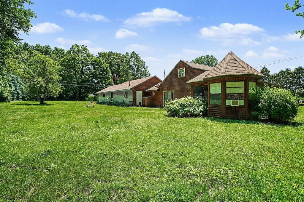 13222 Michigan Avenue Porter Township MI 49130