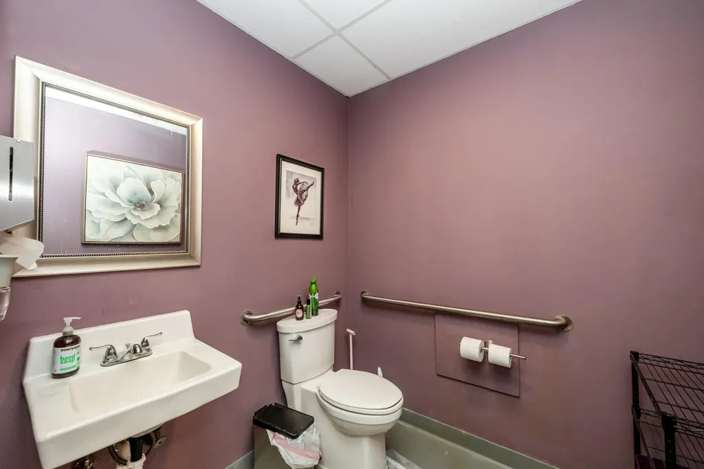 641 N Crystal Avenue Benton Charter Township MI 49022