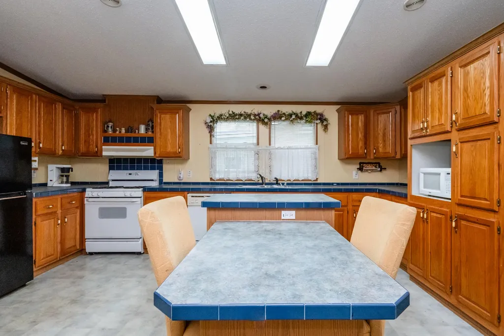 8000 Warren Woods Road Three Oaks Township MI 49128