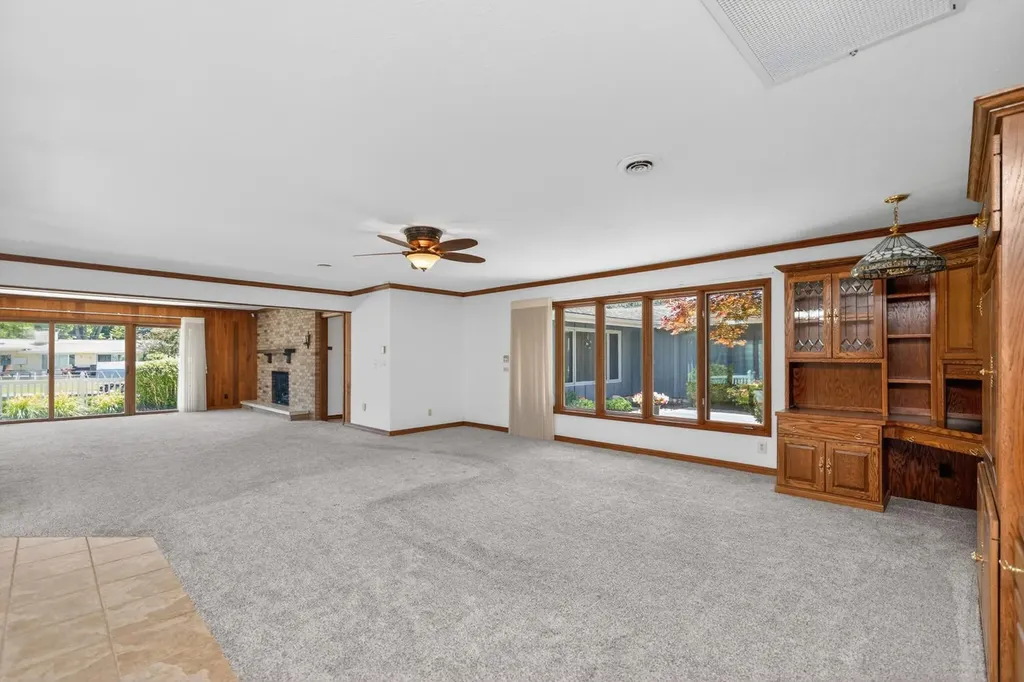 68911 Island Drive Ontwa Township MI 49112