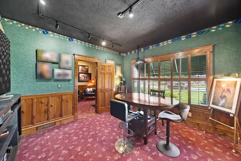 2 E Ash Street E Three Oaks Village MI 49128