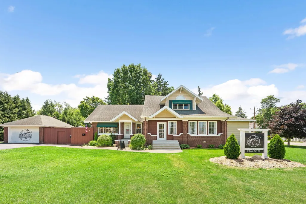 2 E Ash Street E Three Oaks Village MI 49128