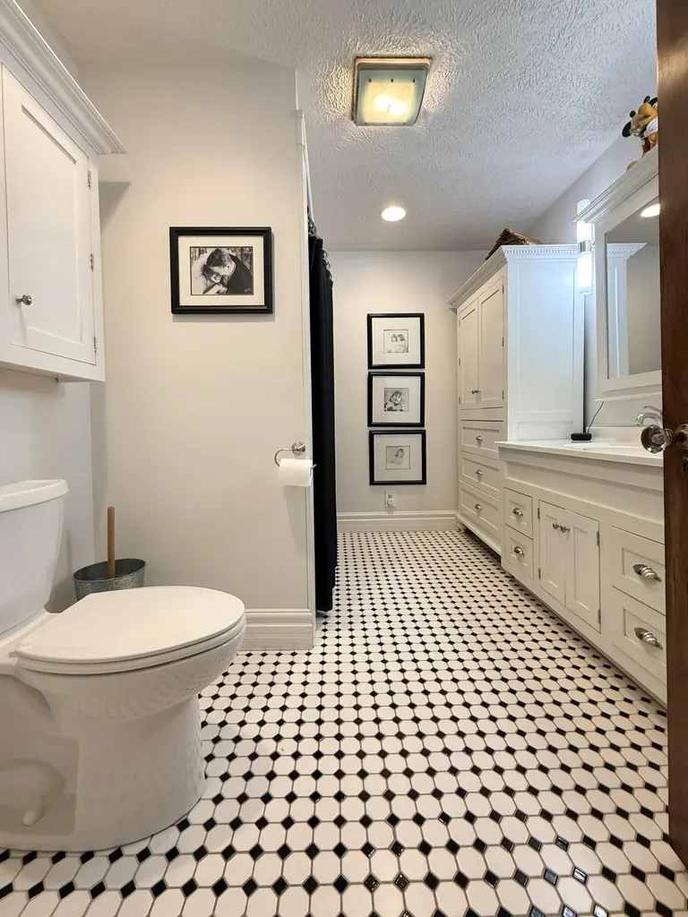 2 E Ash Street E Three Oaks Village MI 49128