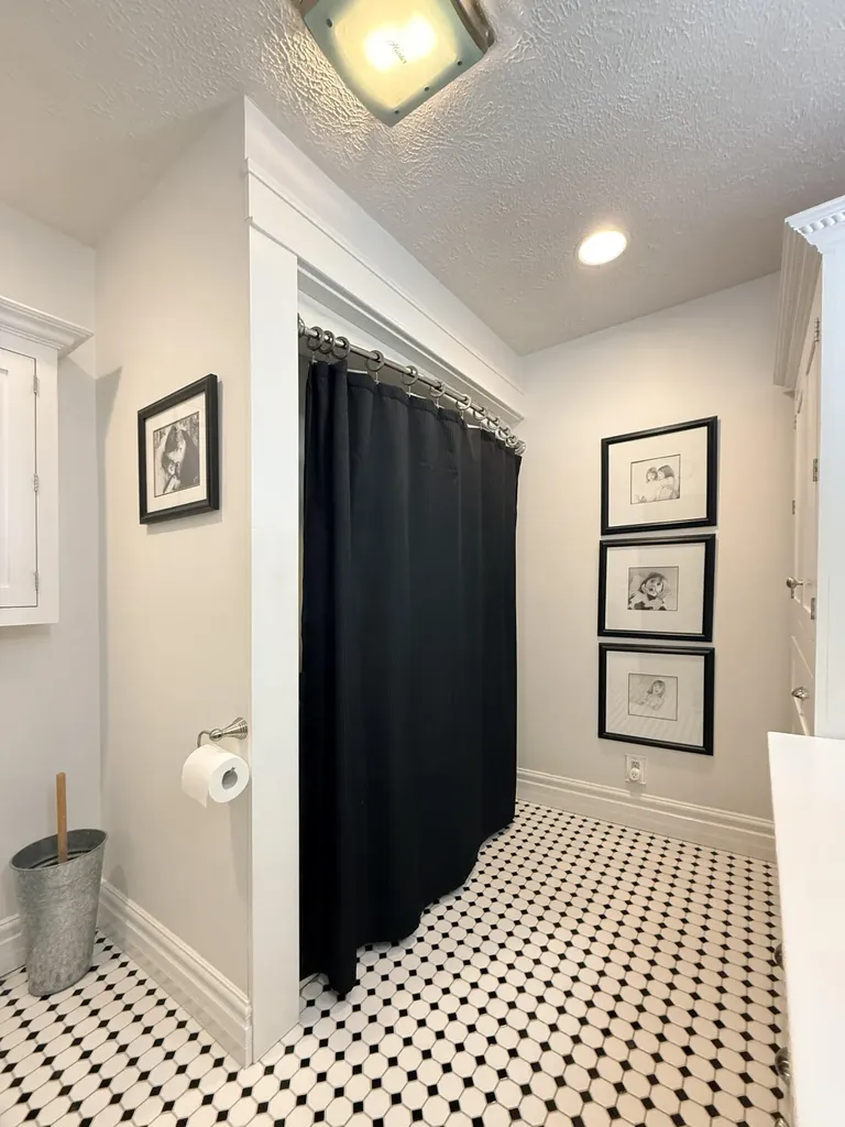 2 E Ash Street E Three Oaks Village MI 49128