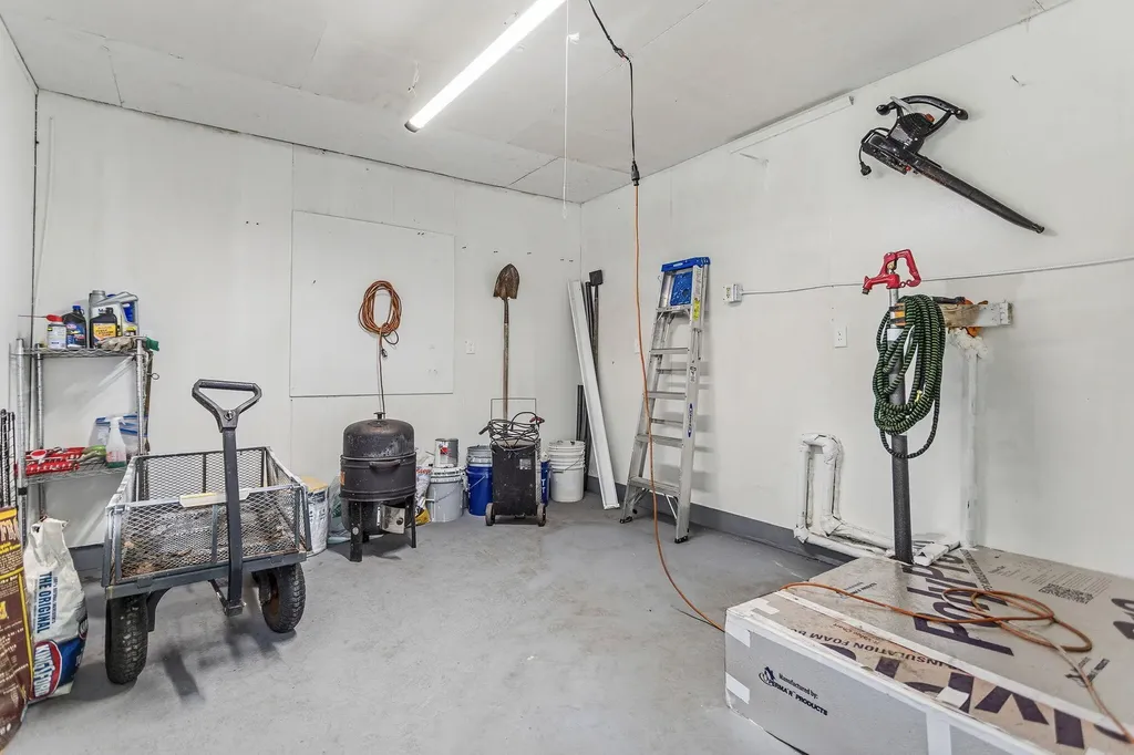 2718 Coloma Road Hagar Township MI 49022