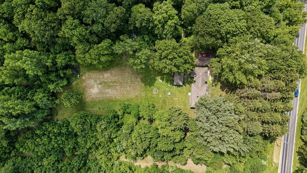 2718 Coloma Road Hagar Township MI 49022