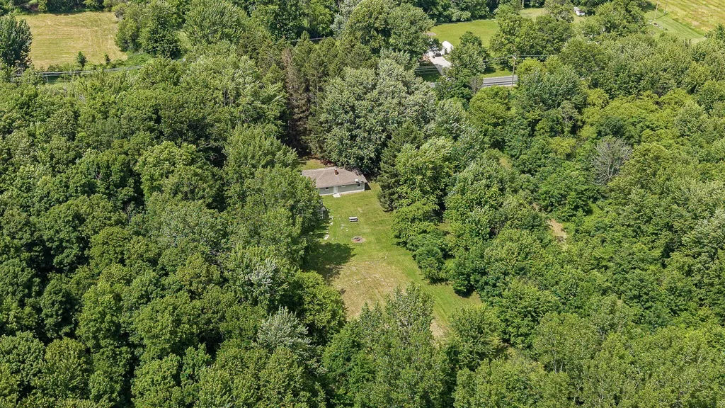 2718 Coloma Road Hagar Township MI 49022