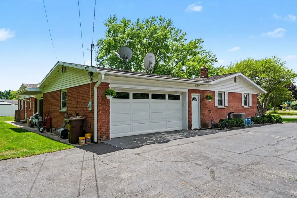 362 E Washington Street Berrien Springs Village MI 49103