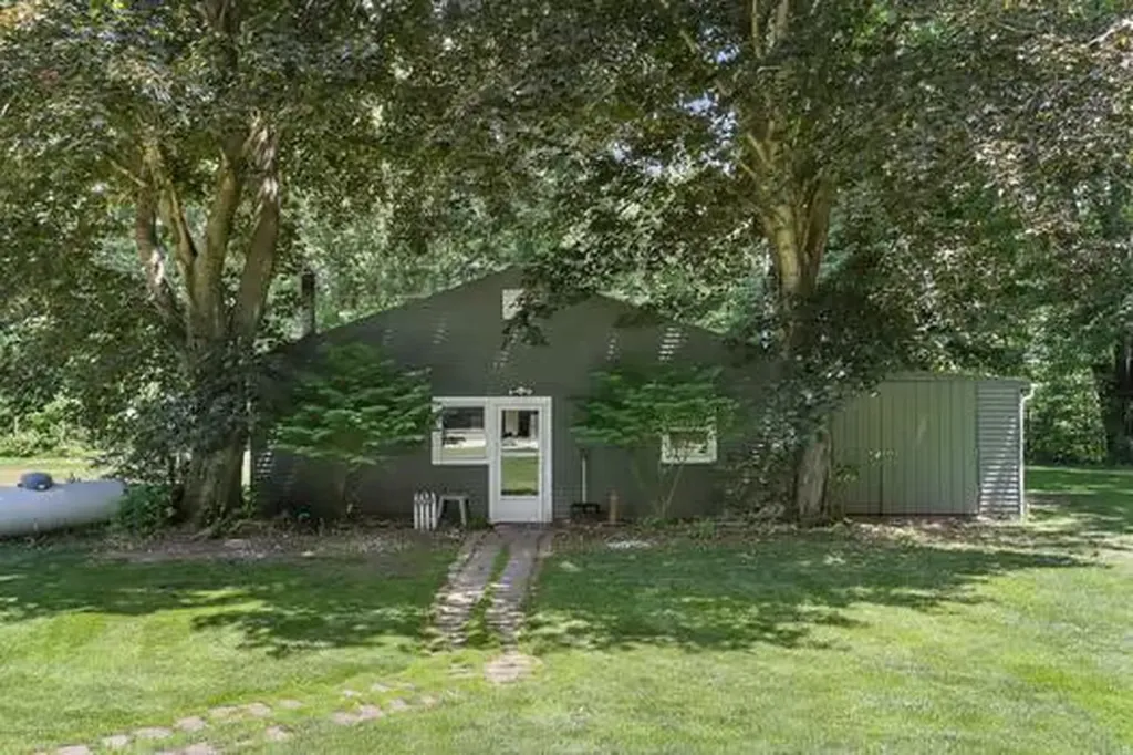 4080 Thar Road Hagar Township MI 49038