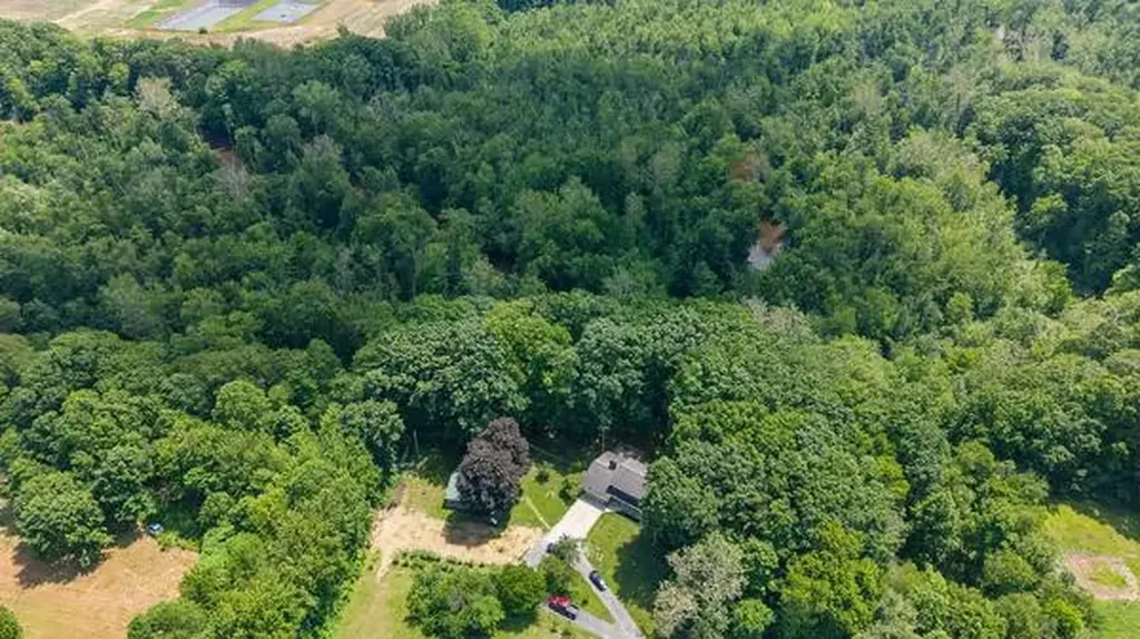 4080 Thar Road Hagar Township MI 49038