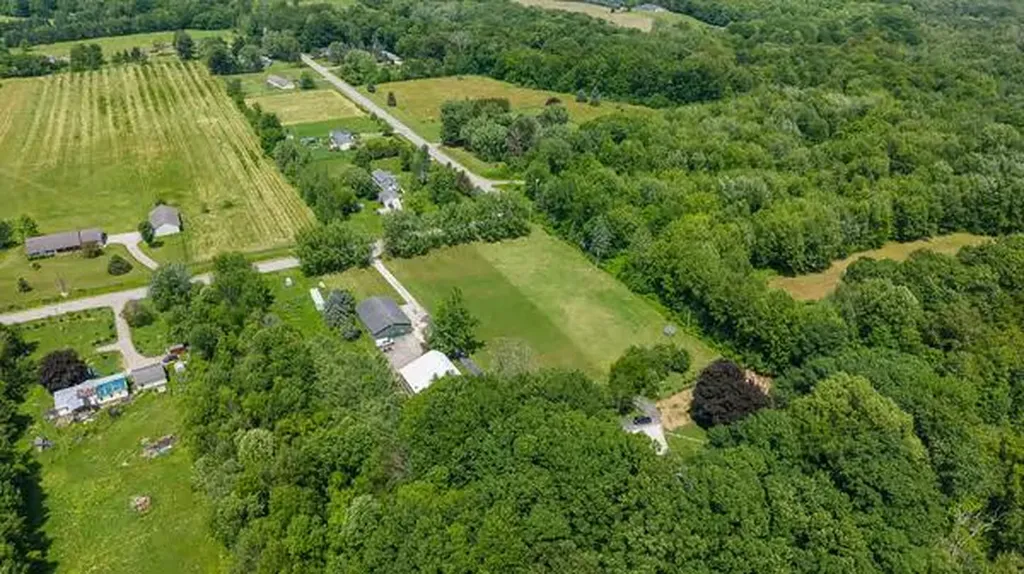 4080 Thar Road Hagar Township MI 49038