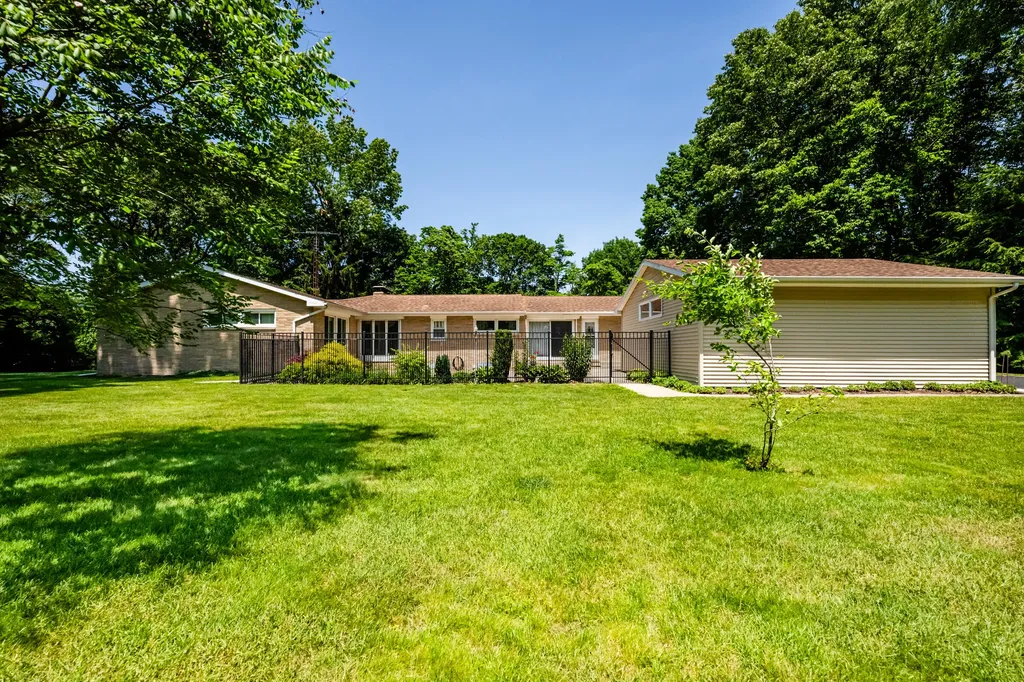 1595 Alex Path Lincoln Charter Township MI 49127
