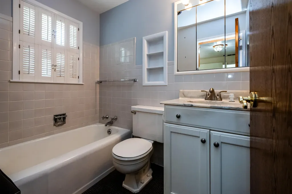 1595 Alex Path Lincoln Charter Township MI 49127