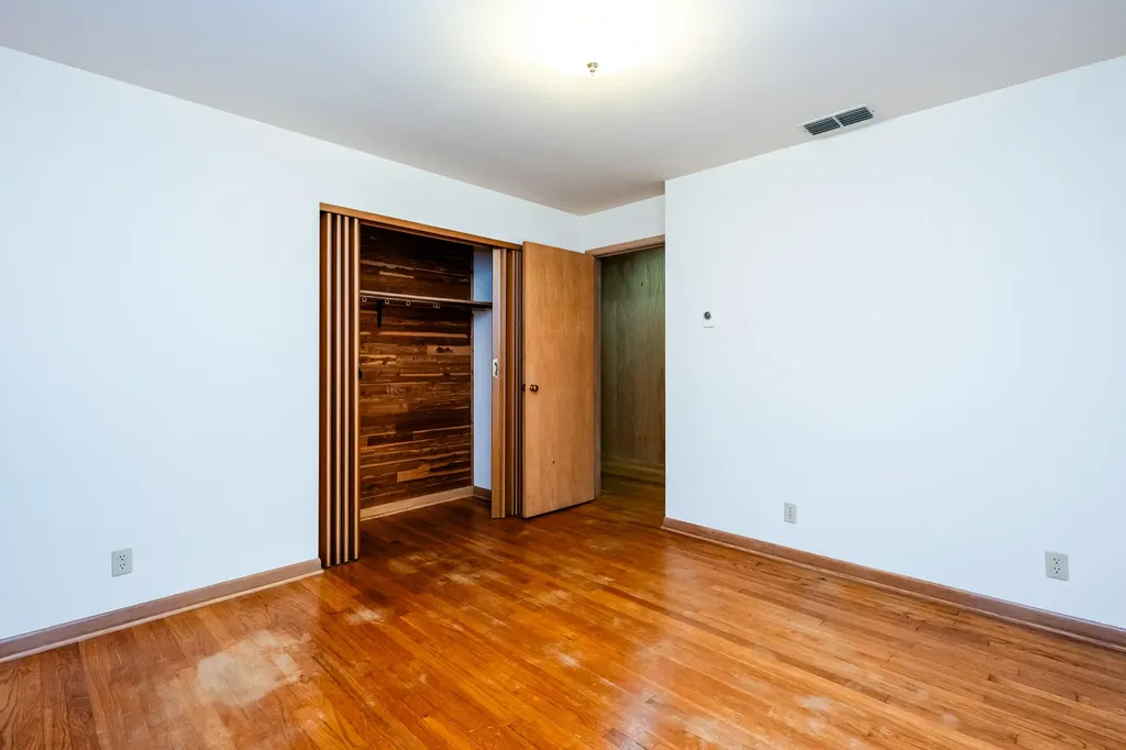 1595 Alex Path Lincoln Charter Township MI 49127