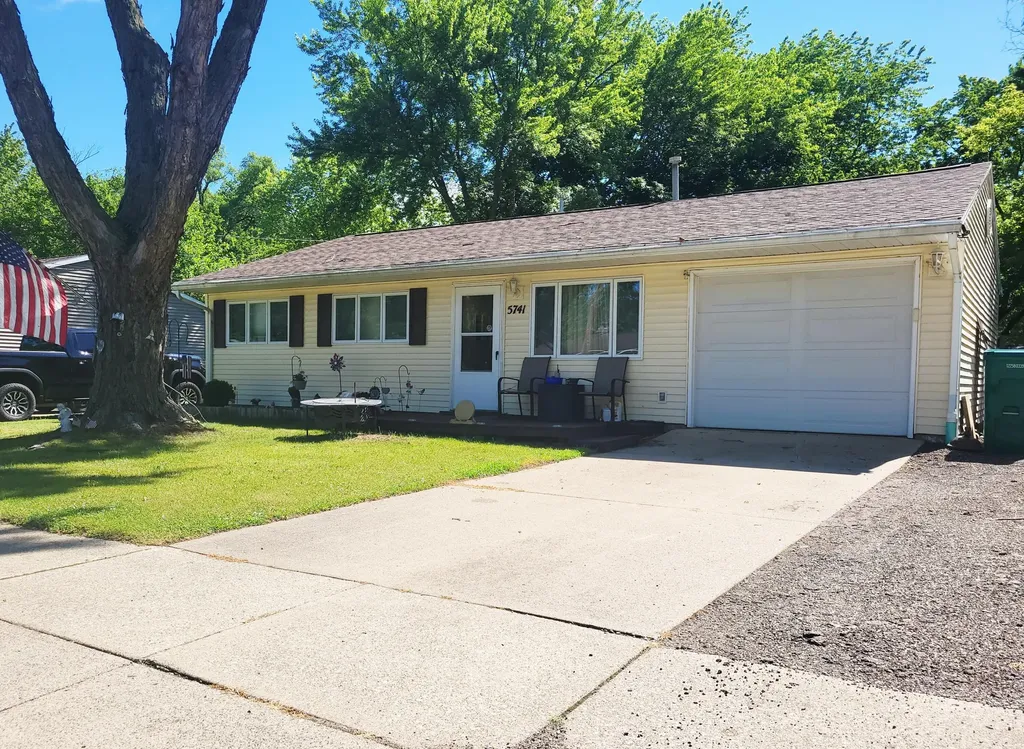 5741 Roanoke Street Portage City MI 49024