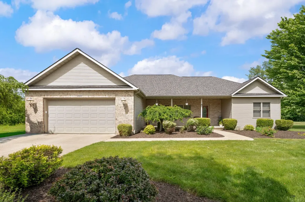 4823 Pleasant Meadow Circle Royalton Township MI 49085