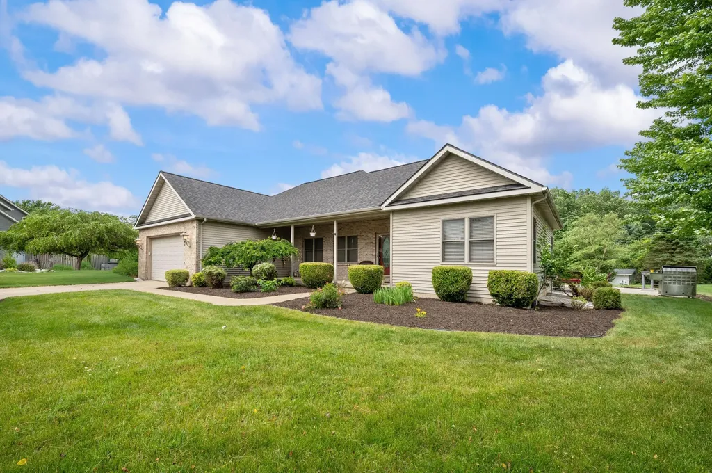 4823 Pleasant Meadow Circle Royalton Township MI 49085